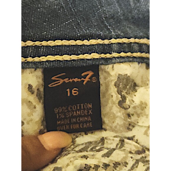 Seven7 Luxe Embellished Cowgirl Capri Jeans Size 16 NWTs - Picture 4 of 9